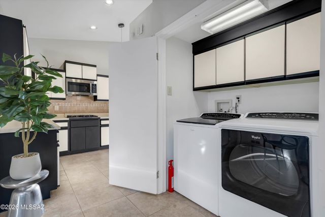 38148 S Silverwood Drive, Tucson, AZ 85739