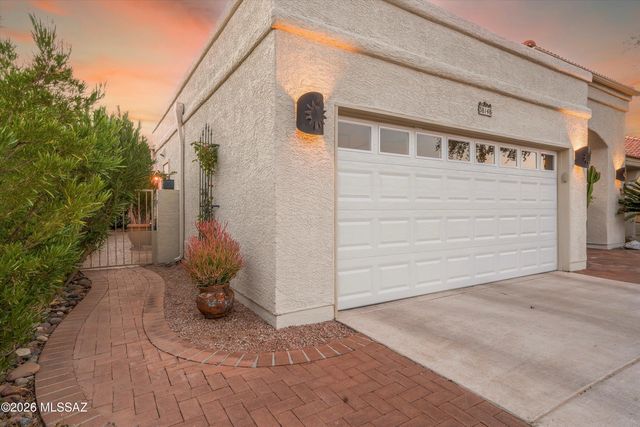 38148 S Silverwood Drive, Tucson, AZ 85739