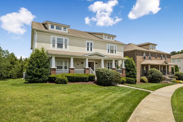 1102 Park Run Dr, Franklin, TN 37067