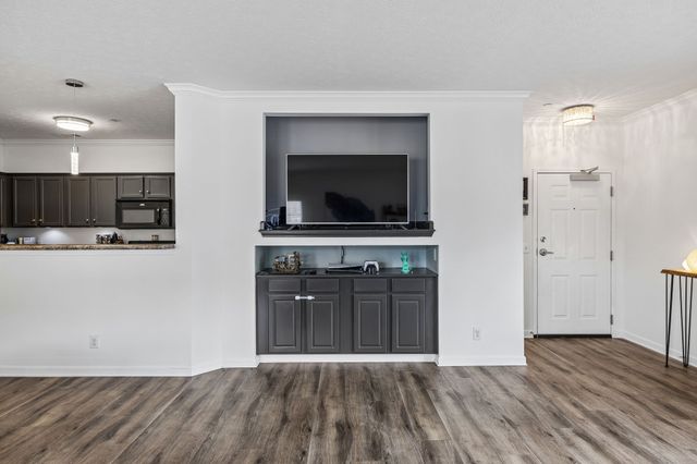1102 Park Run Dr, Franklin, TN 37067