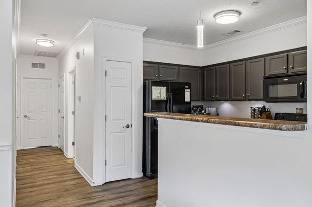 1102 Park Run Dr, Franklin, TN 37067