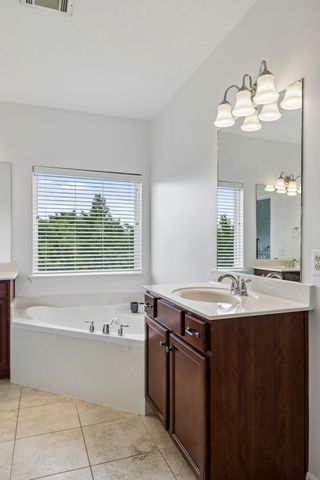 1102 Park Run Dr, Franklin, TN 37067