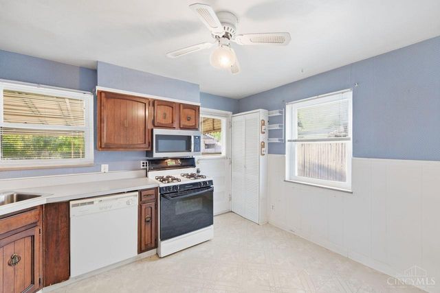 8532 Darnell Avenue, Sycamore Twp, OH 45236