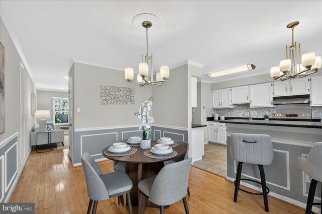 6163 FOREST CREEK LN, Springfield, VA 22152