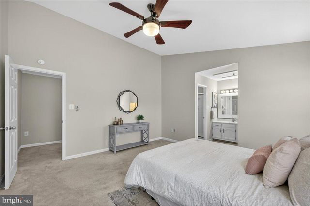 6163 FOREST CREEK LN, Springfield, VA 22152