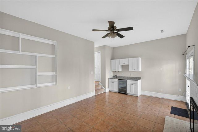 6163 FOREST CREEK LN, Springfield, VA 22152