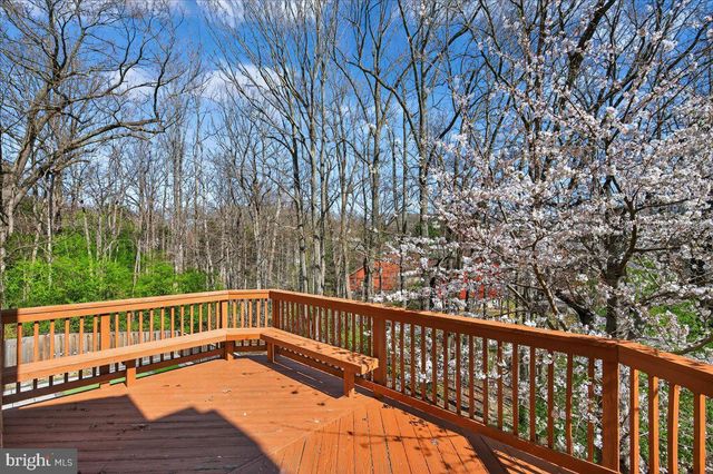 6163 FOREST CREEK LN, Springfield, VA 22152