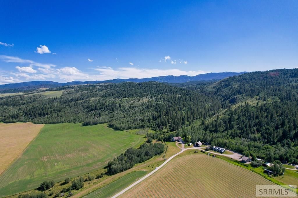 Image 3 of property listing at 3090 N 8000 W, Tetonia, ID 83452