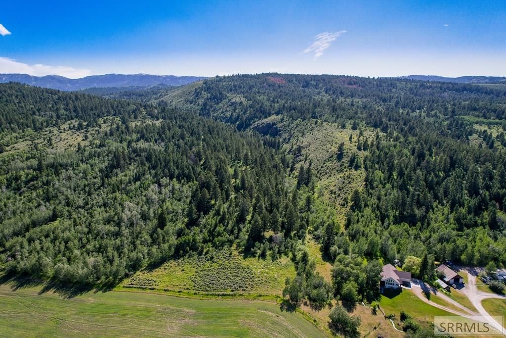 Image 8 of property listing at 3090 N 8000 W, Tetonia, ID 83452