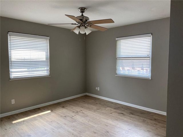 6202 Robinson Street 3, Overland Park, KS 66202