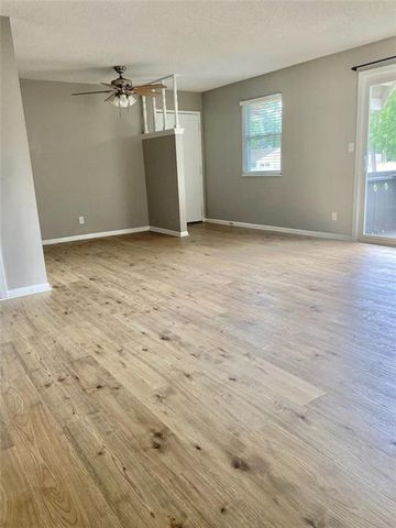 6202 Robinson Street 3, Overland Park, KS 66202