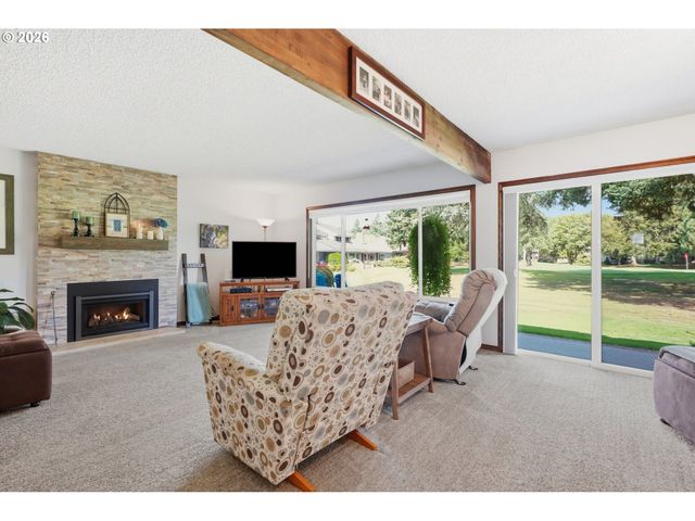 32200 Sw BOONES BEND Rd, Wilsonville, OR 97070