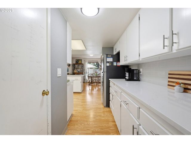 32200 Sw BOONES BEND Rd, Wilsonville, OR 97070