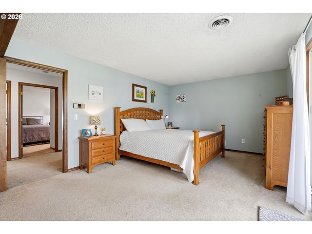 32200 Sw BOONES BEND Rd, Wilsonville, OR 97070