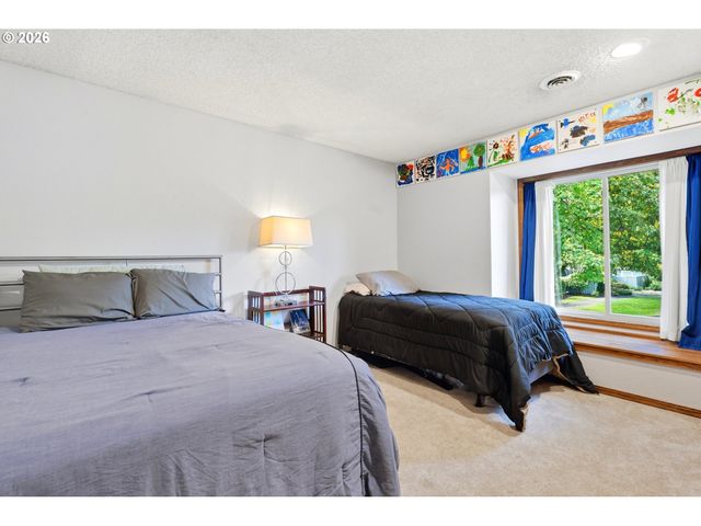 32200 Sw BOONES BEND Rd, Wilsonville, OR 97070