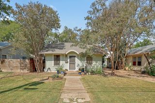 1006 E 44th ST, Austin, TX 78751
