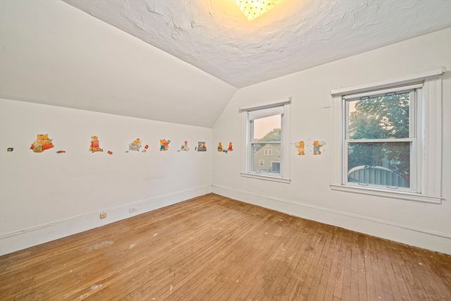 40 Broadway, Quincy, MA 02169