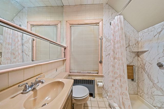 40 Broadway, Quincy, MA 02169