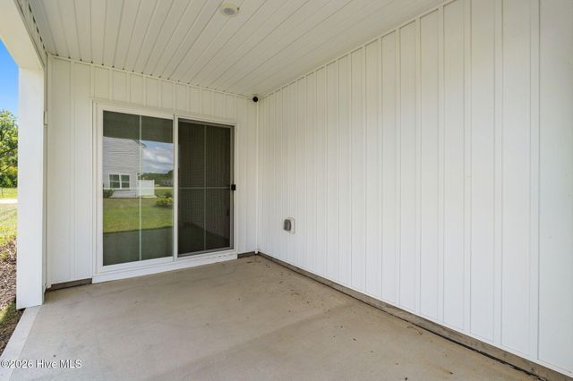 2042 Parow Lane NW, Calabash, NC 28467
