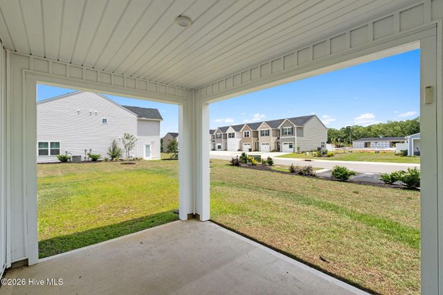 2042 Parow Lane NW, Calabash, NC 28467