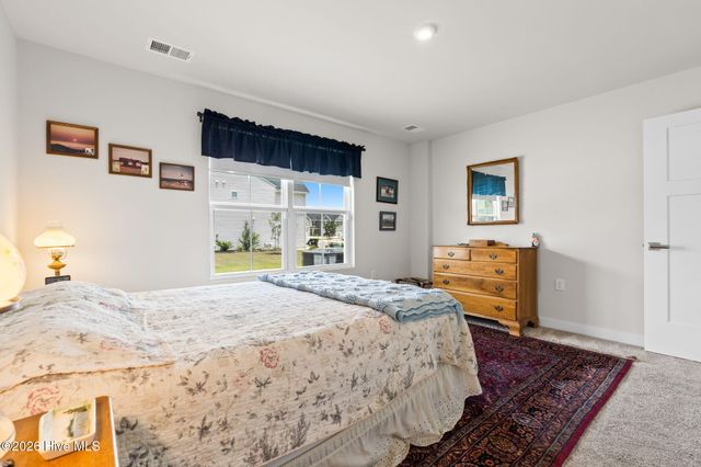 2042 Parow Lane NW, Calabash, NC 28467