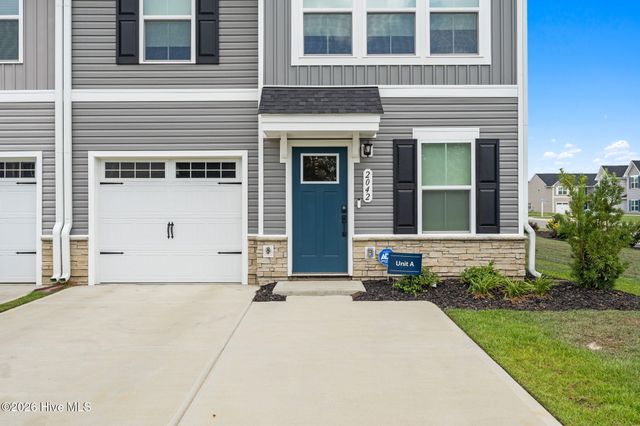 2042 Parow Lane NW, Calabash, NC 28467