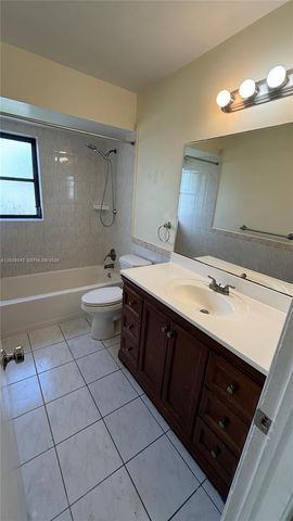 3199 Coral Hills Drive 3, Coral Springs, FL 33065