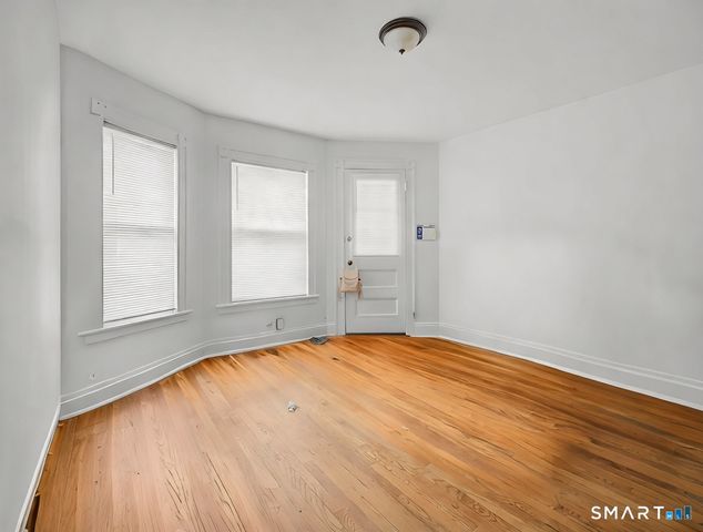 373 Wood Avenue 1st Floor, Bridgeport, CT 06605