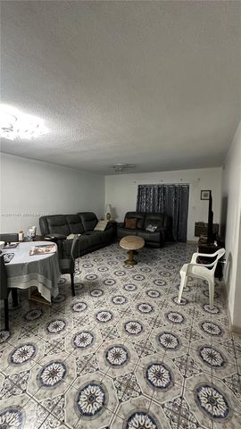 16790 NE 14th Ave 112, Miami, FL 33162