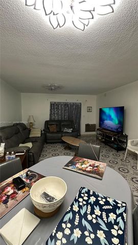 16790 NE 14th Ave 112, Miami, FL 33162