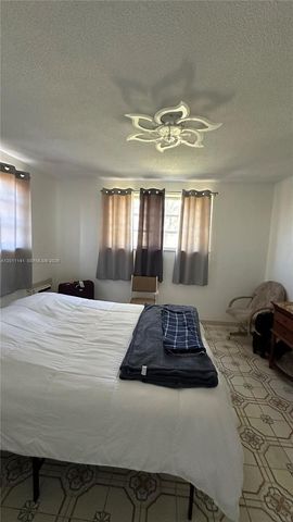 16790 NE 14th Ave 112, Miami, FL 33162