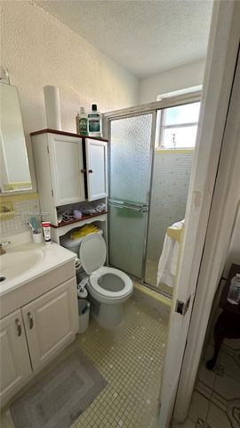 16790 NE 14th Ave 112, Miami, FL 33162