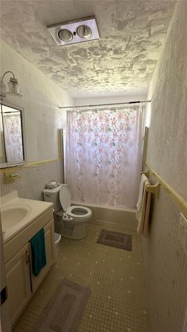 16790 NE 14th Ave 112, Miami, FL 33162