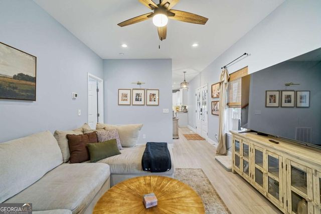 204 North Avenue, Nelson, GA 30151