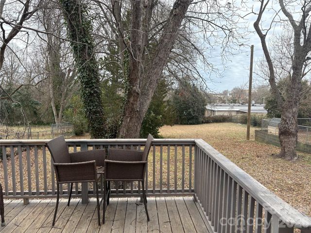 310 N Highland Street, Gastonia, NC 28052