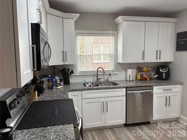 310 N Highland Street, Gastonia, NC 28052