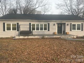 310 N Highland Street, Gastonia, NC 28052