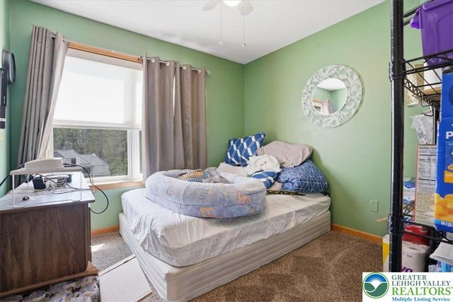 704 Avenue, Stroudsburg, PA 18360