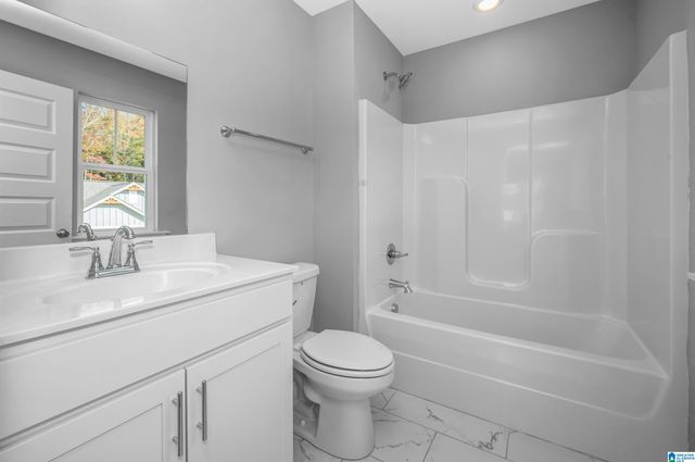 2072 WOHALI DRIVE, Leeds, AL 35094