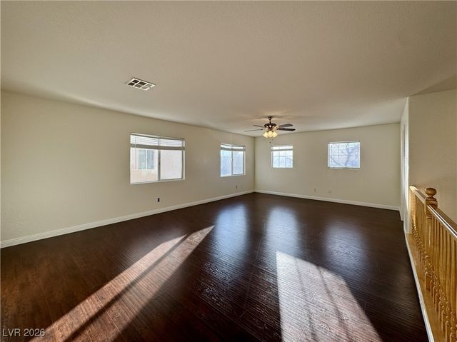 3028 Teal Beach Street, Las Vegas, NV 89117