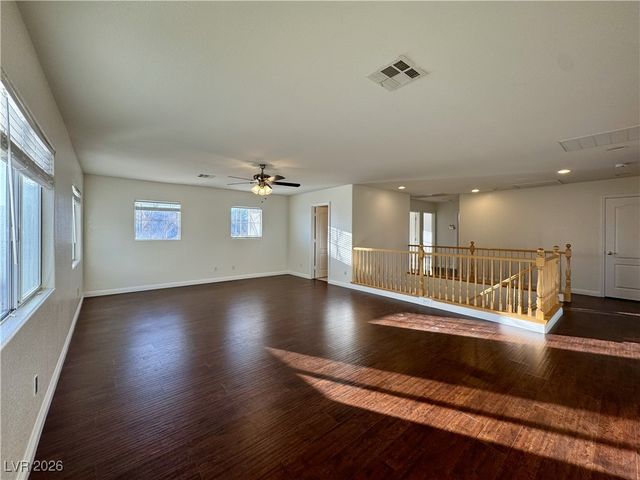 3028 Teal Beach Street, Las Vegas, NV 89117