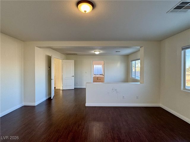 3028 Teal Beach Street, Las Vegas, NV 89117