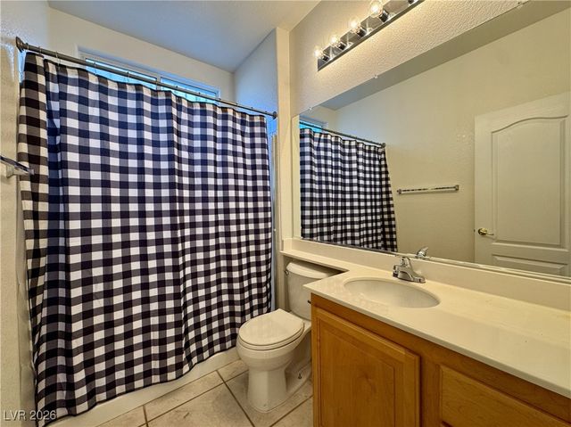 3028 Teal Beach Street, Las Vegas, NV 89117