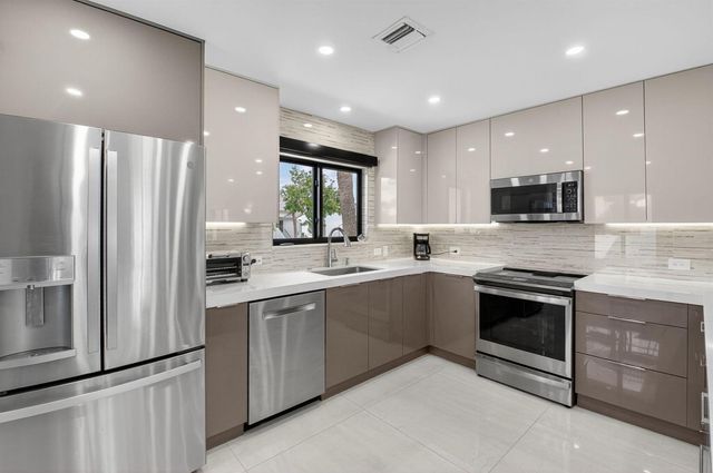 15846 Loch Maree Lane 2904, Delray Beach, FL 33446