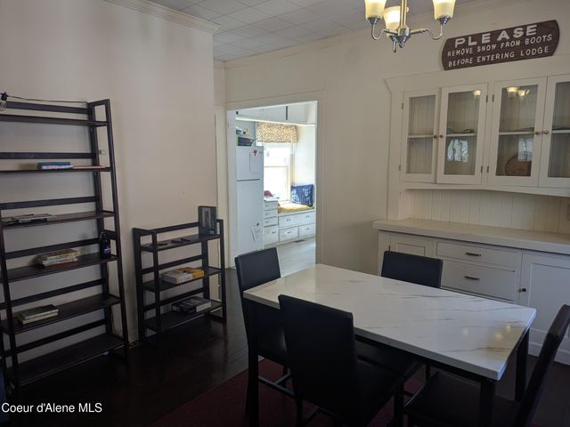 132 King ST, Wallace, ID 83873