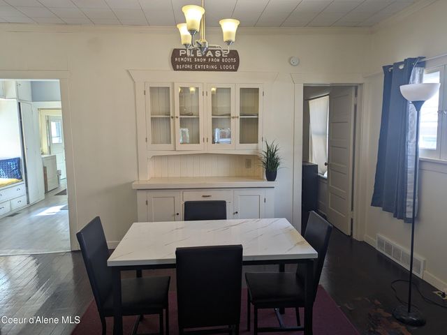 132 King ST, Wallace, ID 83873