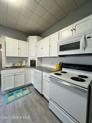 132 King ST, Wallace, ID 83873