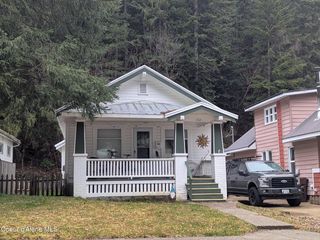 132 King ST, Wallace, ID 83873