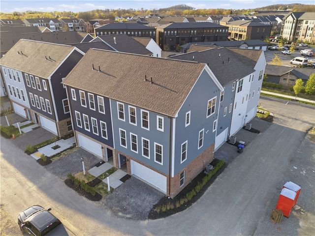227 Oliver Way, Cranberry Twp, PA 16066
