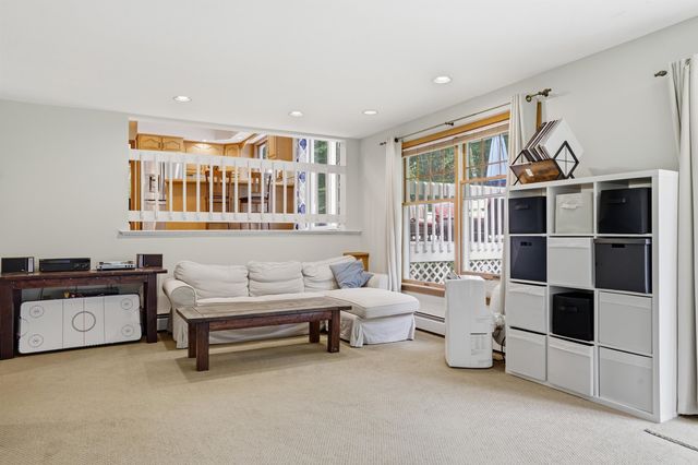 17 Tonga Drive, Bow, NH 03304